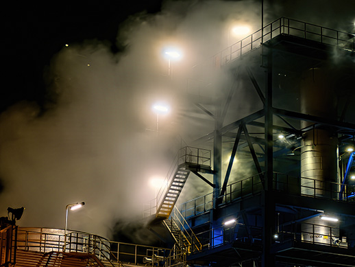 ターミネーター2風の煙、五井の工場萌えを撮る。