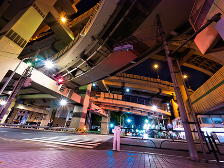 首都高のモンスター、 箱崎JCTを撮る。