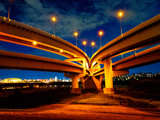龍の群れみたいな江北JCTの夜景を撮る。