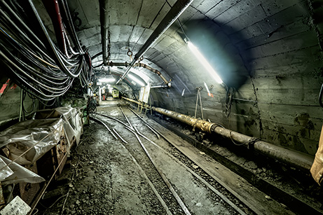 最深700m、池島の海底炭坑トンネルを撮る。